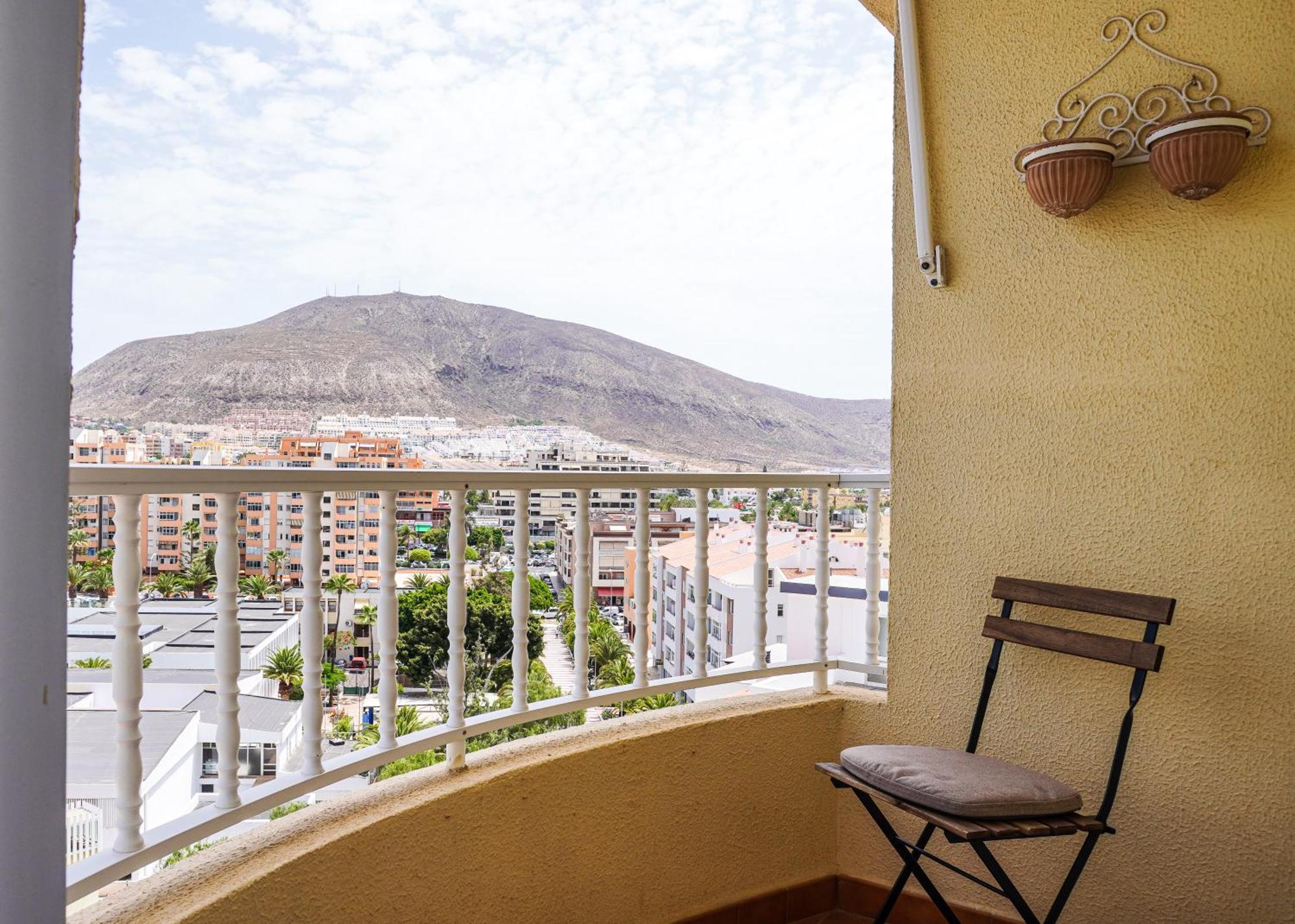 Comfy Home in Los Cristianos Los Cristianos  Exterior photo