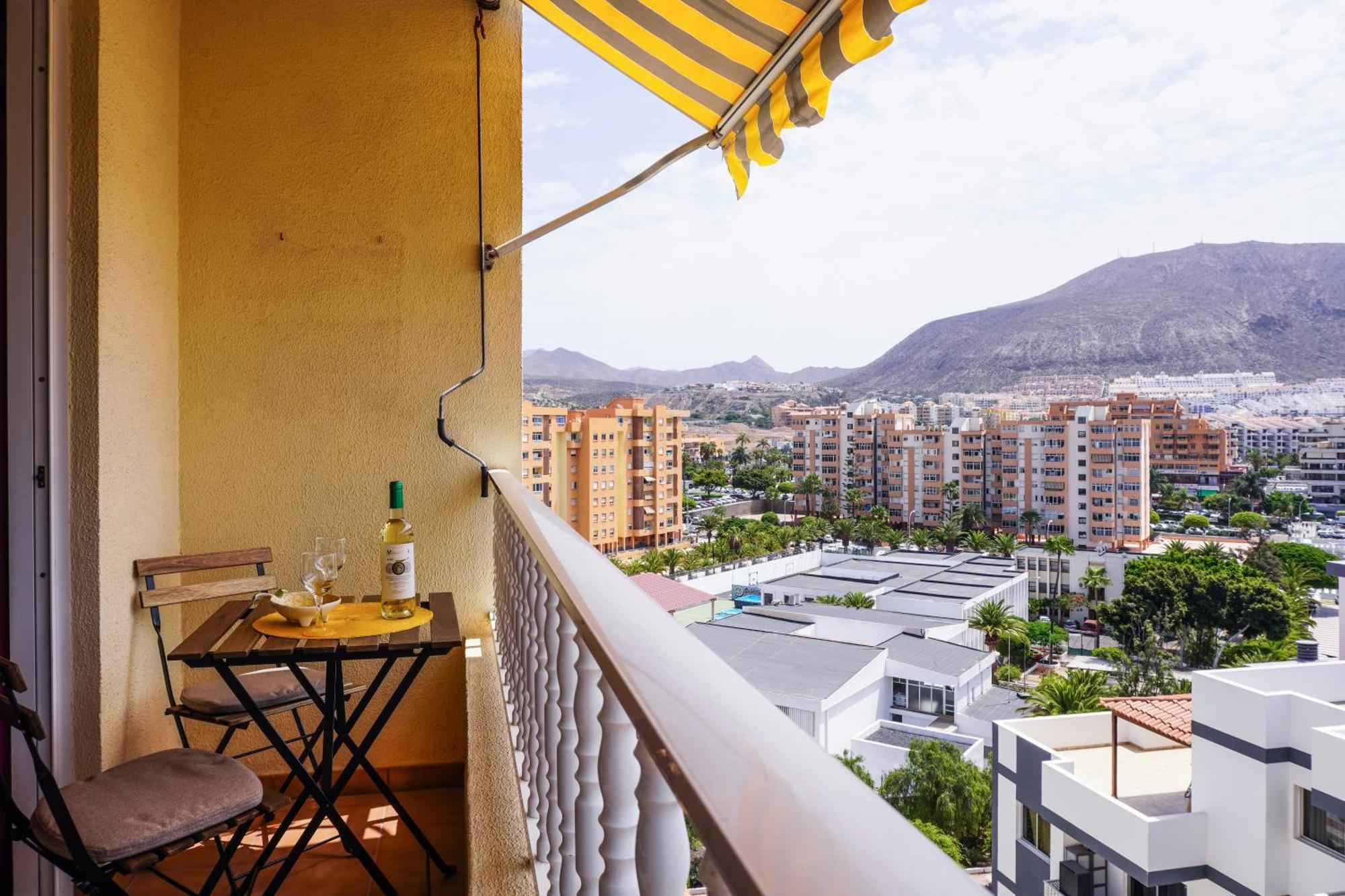 Comfy Home in Los Cristianos Los Cristianos  Exterior photo